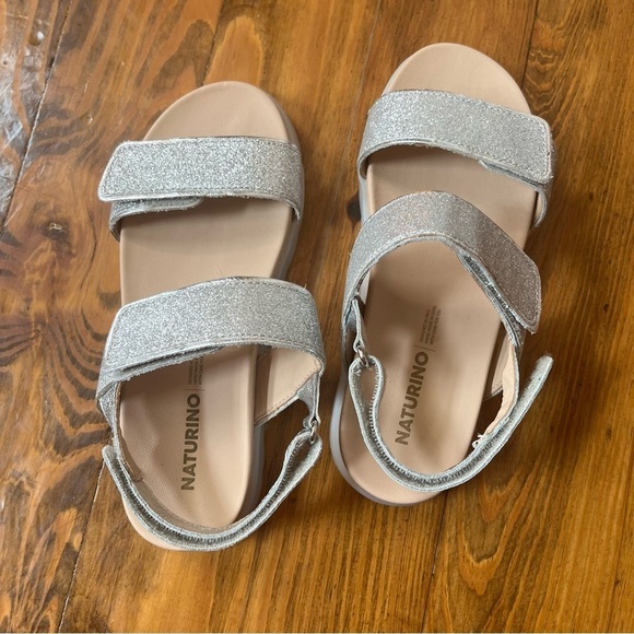 Naturino Jemes NEW SILVER GLITTER LEATHER SANDALS size 2.5-3 Little Girl - Picture 6 of 14